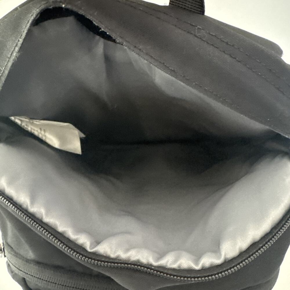Patagonia Black Backpack Refugio 28L Embroidered WASHED - Picture 7 of 16